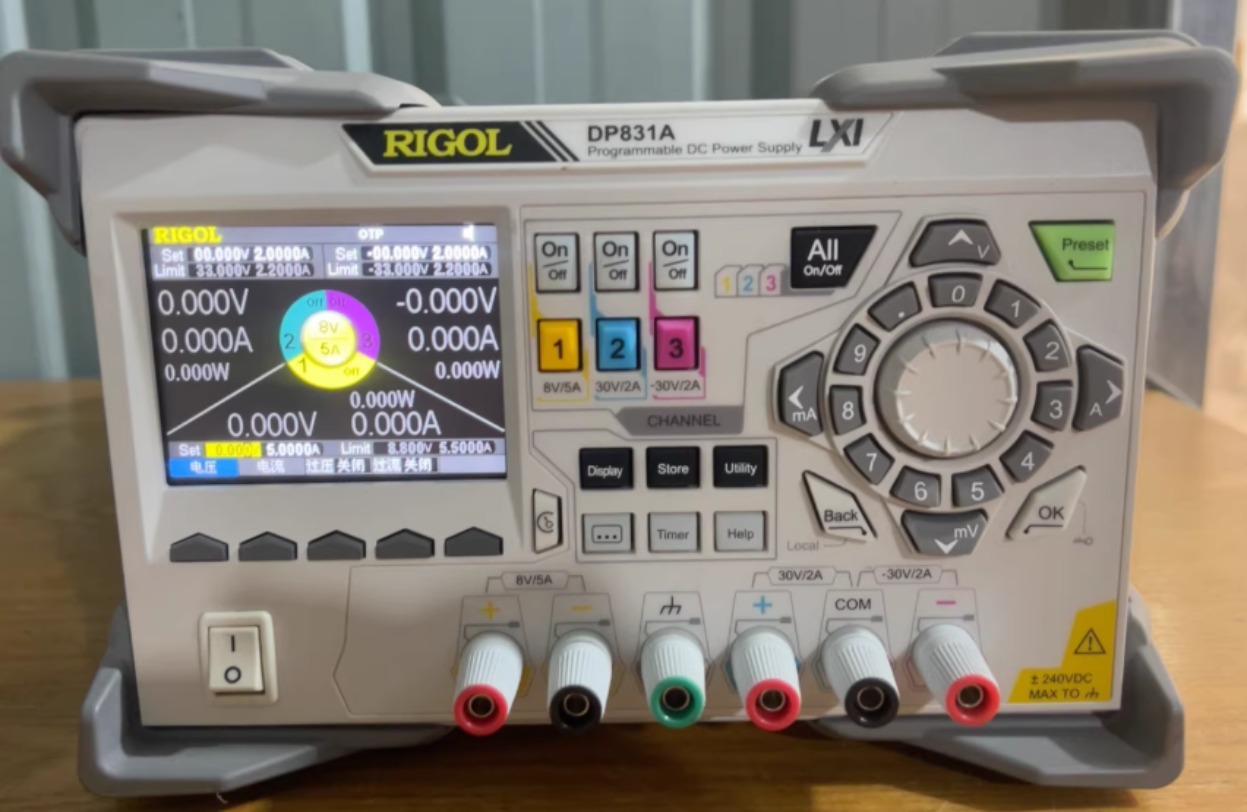 Linear Dc Power Supply Triple Output - 1 st Rigol DP831A Triple Output
